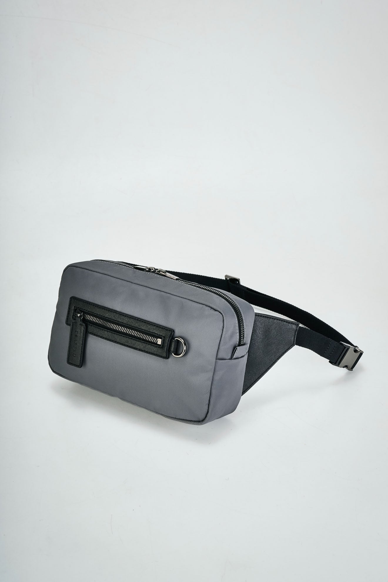 “Oni Veggie” x Mushroom Leather Crossbody Bag