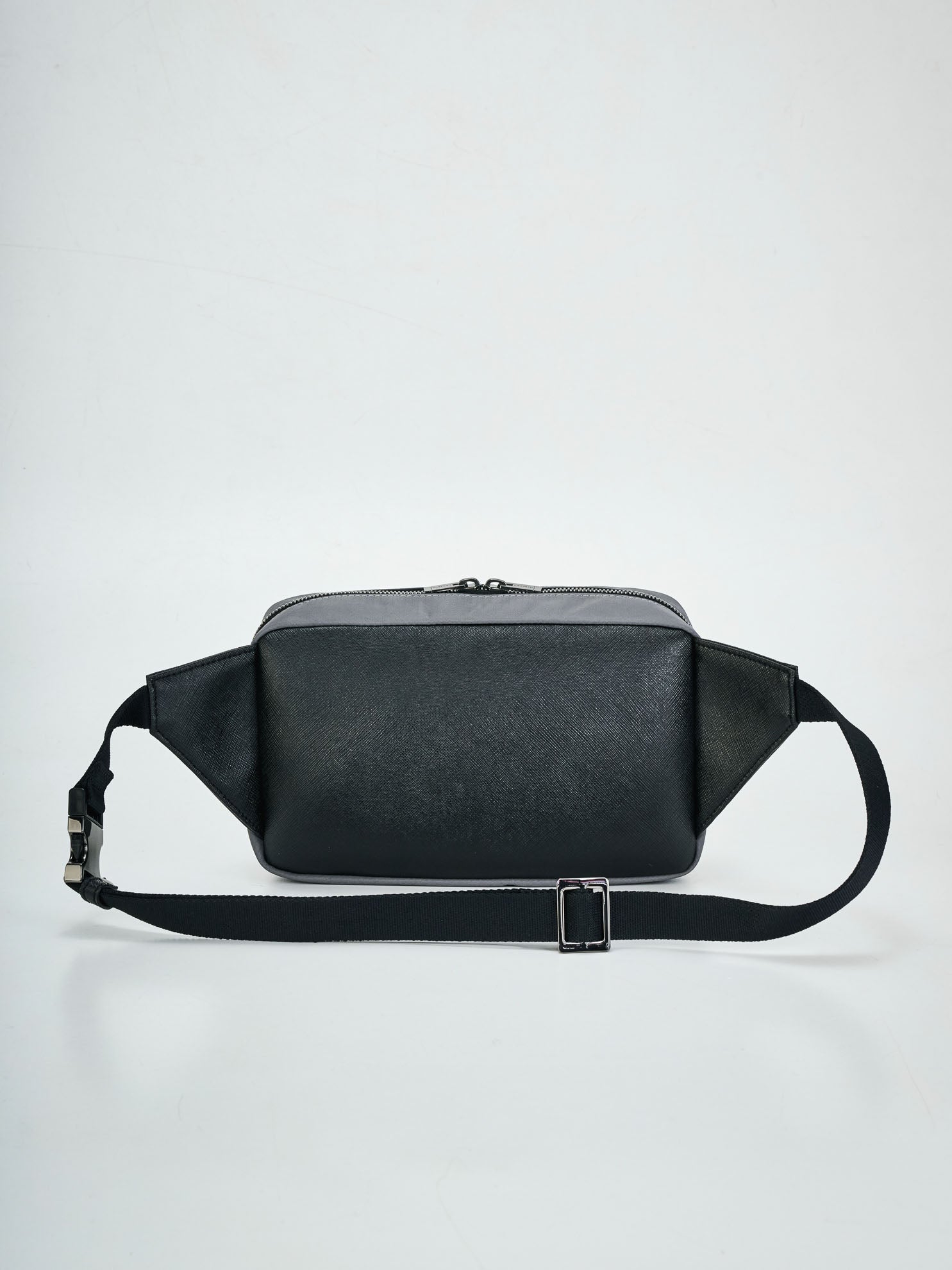 “Oni Veggie” x Mushroom Leather Crossbody Bag