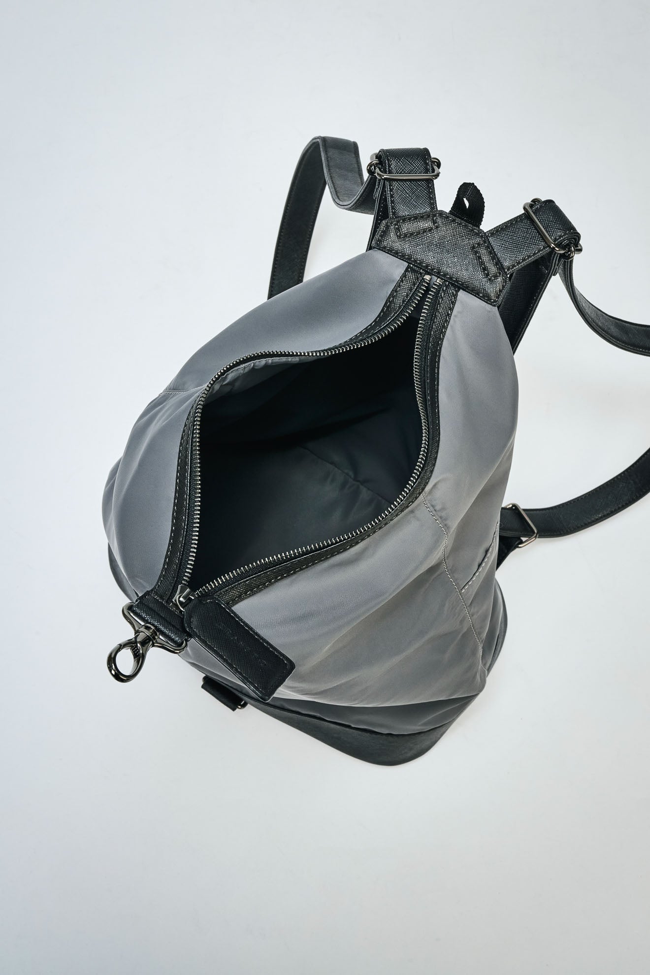 “Oni Veggie” x Mushroom Leather Daypack