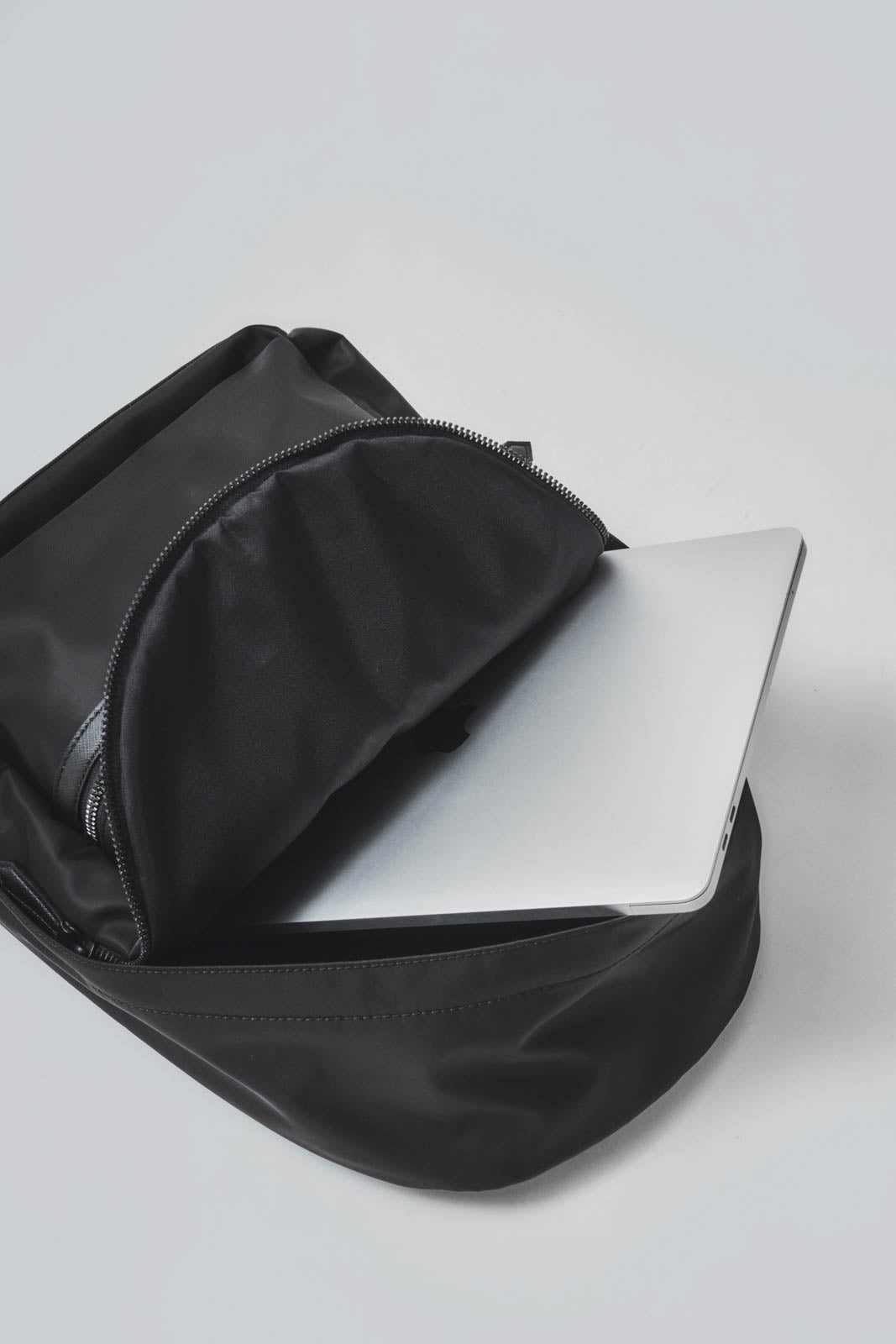 “Onibegie” x Mushroom Leather Backpack